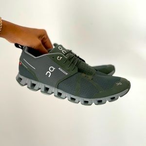 On Cloud men shoes